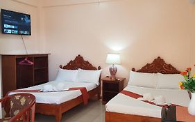 Queenslander Hotel And Restaurant